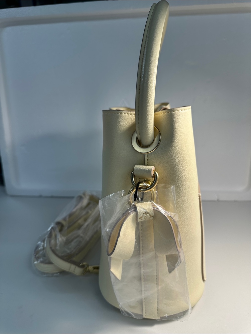 Nanette Lepore ISABELA Buttercream Shoulder or Convertible Bucket Bag-NWT - Picture 8 of 15